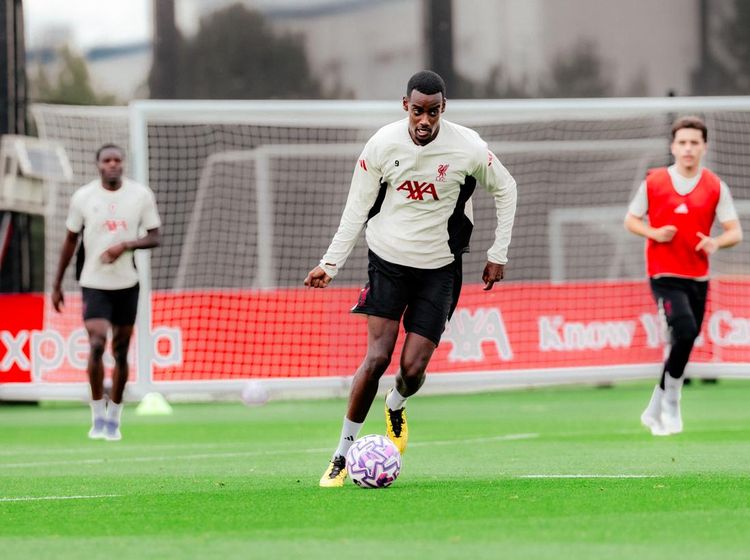 Momen Isak Si Pemain Termahal Liga Inggris Latihan Perdana di Liverpool