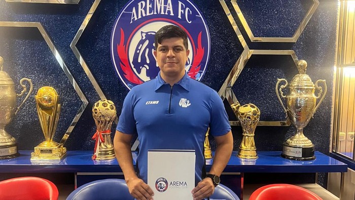 Arema FC datangkan Carlos Airon, pelatih fisik asal Brasil