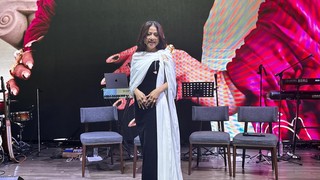 Asrilia Tampil Penuh Warna di Album Terbaru