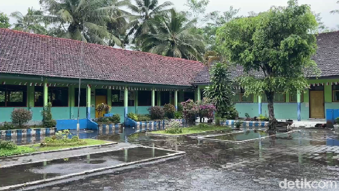 Banjir lahar Gunung Semeru