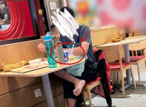 Bawa Minuman Alkohol ke Resto Halal, Pria Ini Malah Marah Saat Ditegur