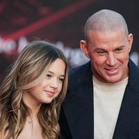 “Cerita itu penting. Sangat, sangat penting. Dan yang satu ini, khususnya bagi saya dan putri saya, punya arti besar,” ungkapnya. Everly diketahui merupakan penggemar berat anime, terutama Demon Slayer. Foto: Variety via Getty Images/JC Olivera