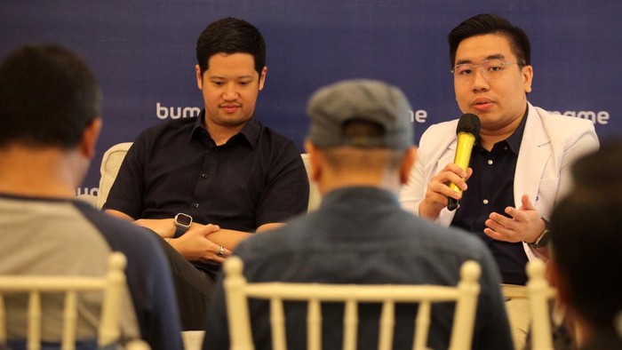 Co-Founder & CEO Bumame, James Wihardja, bersama dr. Gilbert Golahi berdiskusi di Klinik Bumame, Jakarta, Kamis (11/9/2025). Dr. Gilbert menyebut perubahan gaya hidup dan dukungan regulasi mempercepat adopsi layanan pencegahan.