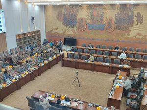 Pertamina Targetkan Proyek Kilang Terbesar RI Beroperasi November 2025