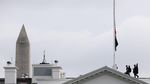 Penampakan Gedung Putih Kibarkan Bendera AS Setengah Tiang Usai Charlie Kirk Tewas Ditembak
