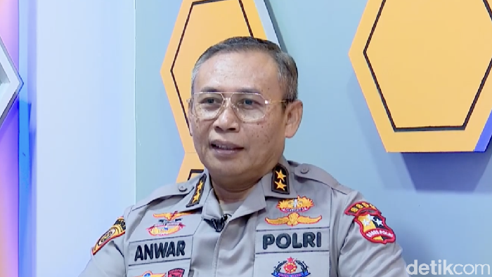 Irjen Anwar