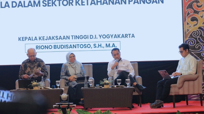 Jamdatun Kejaksaan RI dan Kemenko Polkam menggelar rapat koordinasi nasional (Rakornas) di Hotel The Rich Yogyakarta.