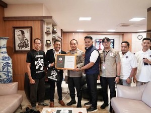 Pecinta Hewan Beri Penghargaan Kapolda Riau Usai Bongkar Penjagalan Anjing
