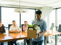 Malu Dipecat karena Salah Makan Bekal, Pegawai Ini Gugat Perusahaan