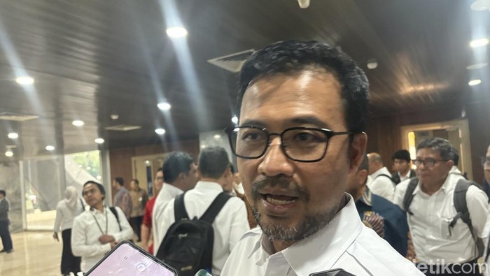 Kepala Badan Pengatur Jalan Tol (BPJT) Kementerian PU Wilan Oktavian
