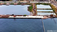 Ia menambahkan, pembangunan Terminal Umum oleh PT KCN ditujukan untuk memperkuat konektivitas dan pertumbuhan ekonomi maritim Indonesia.