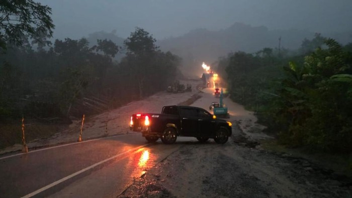 Kondisi bypass Banjarbaru - Batulicin. Foto: Istimewa