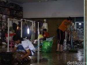 Situasi Pasar Kumbasari Setelah Banjir Dahsyat Terjang Denpasar