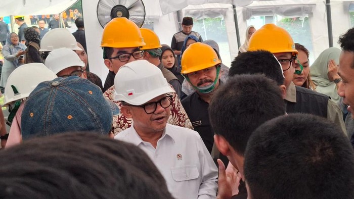 Mendikdasmen pantai SMKN 1 Cileungsi yang ambruk pada Rabu (10/9/2025)