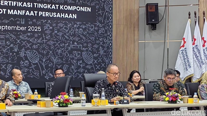 Menperin Agus Gumiwang soal Tingkat Komponen Dalam Negeri
