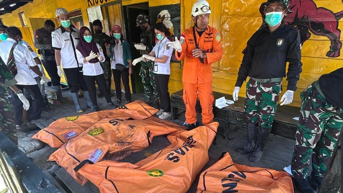 Komite Nasional Keselamatan Transportasi (KNKT) melakukan investigasi terkait jatuhnya helikopter dengan nomor registrasi PK-IWS yang menewaskan 4 orang penumpang di Distrik Jila.