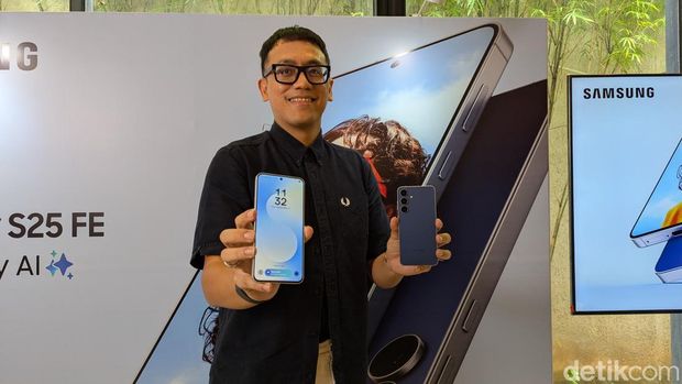 MX Product Marketing Senior Manager Samsung Electronics Indonesia Ilham Indrawan
