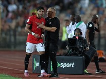 Omar Marmoush Cedera Lutut, Bakal Absen di Derby Manchester