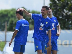 Kesan Thom Haye dan Eliano Usai Debut Bela Persib