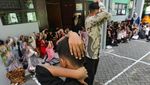 Pelajar Surabaya Diajari Cara Berlindung Saat Gempa