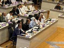 Komisi V Minta Kementerian PU Tambah Anggaran buat Perbaiki Jalan Daerah