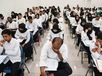 Ratusan Peserta Ikuti Ujian Perekrutan Pasukan Putih Jakarta