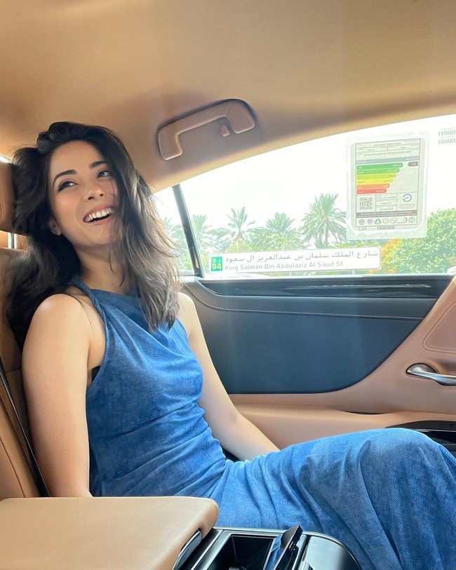 Menurut SocialBlade, sebelumnya Shrinkhala Khatiwada memiliki lebih dari satu juta pengikut pada tanggal 28 Agustus. Ia mulai kehilangan pengikut pada tanggal 5 September dan mengalami penurunan terbesar pada 9 September, ketika lebih dari 97.000 orang berhenti mengikutinya di Instagram.Foto: Instagram @shrinkhala_