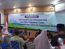 Sawah Warga Secang Terserempet Tol Jogja-Bawen, Dapat UGR Segini