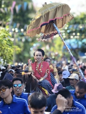 Sayyang Pattuddu Ketika Kuda Menari  di Polewali Mandar