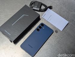 Unboxing Samsung Galaxy S25 FE, Makin Tipis dan Bertenaga