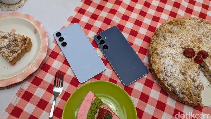 Unboxing Samsung Galaxy S25 FE