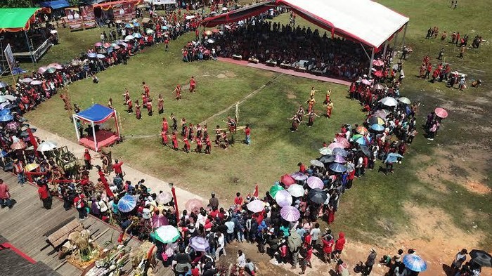 Upacara Naik Dango. Foto: Direktorat Jenderal Kebudayaan RI