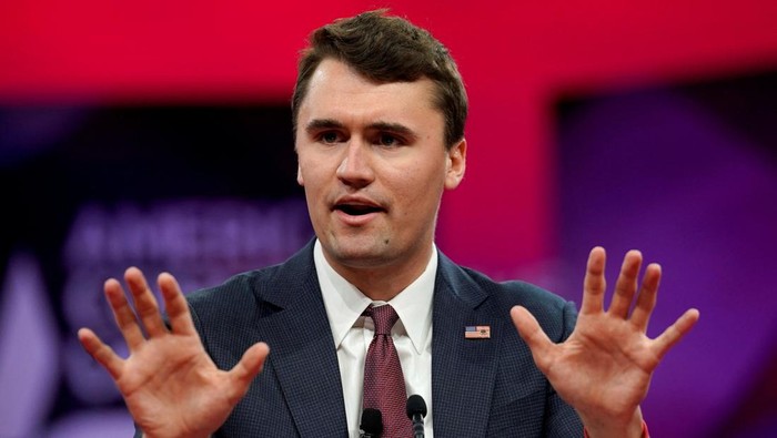 FILE PHOTO: Founder and president of Turning Point USA Charlie Kirk speaks at the Conservative Political Action Conference (CPAC) at National Harbor in Oxon Hill, Maryland, U.S., February 28, 2019. REUTERS/Kevin Lamarque/File Photo