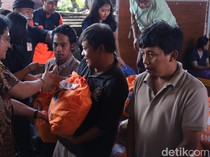Cerita Pengungsi Banjir di Denpasar: Rumah Hanyut, Kini Butuh Pakaian Dalam