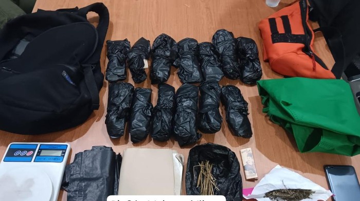 Barang bukti 14 bungkus ganja. (Dok. ist)