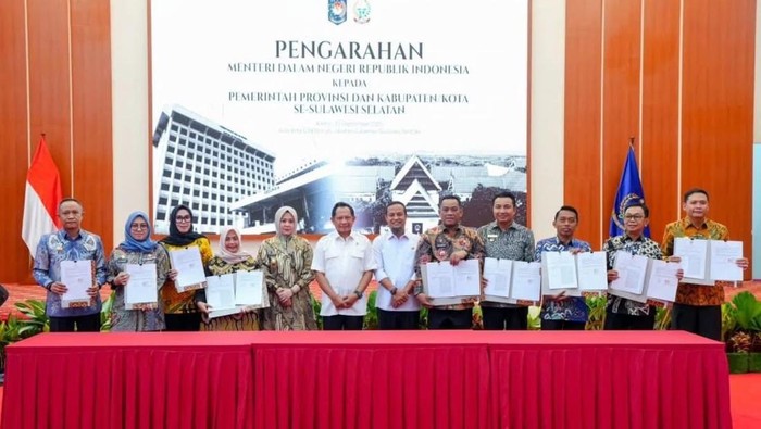 Bupati Luwu Utara Andi Abdullah Rahim menghadiri rakor yang dipimpin Mendagri Tito Karnavian.