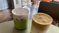 Tim detikFood juga mencoba dua varian menu minuman yang ditawarkan oleh Daribu. Menu Butter Cream Latte dan Lavender Matcha menjadi andalan mereka. Foto: Yenny Mustika Sari/detikcom