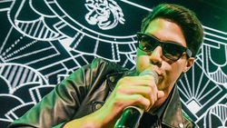 3 Bulan El Rumi Jadi Vokalis Magang, Gila-gilaan Bareng The Changcuters
