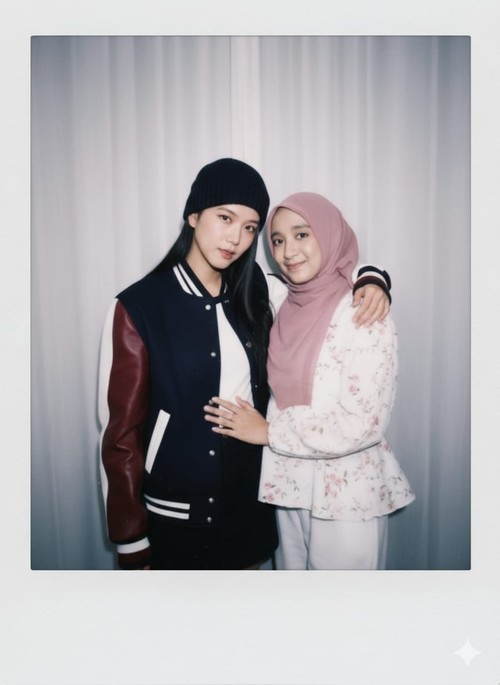 Sedang viral foto polaroid bareng idol Kpop pakai Gemini AI. Simak cara untuk membuat foto polaroid bareng idol Kpop idolamu di sini.