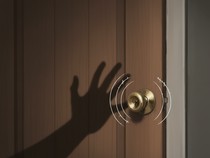 Saat Pemuda Ciamis Terjebak di Kamar Mandi, Damkar Jadi Solusi