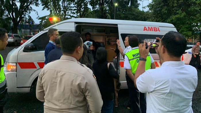Jenazah almarhum Eko Puja Sulandhono, pilot helikopter Intan Angkasa PK-IWS yang jatuh di Distrik Jila, Mimika, tiba di Bandara Soekarno-Hatta. (Dok istimewa).