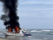 Kapal Patroli KKP Dibakar Nelayan di Pesisir Selatan