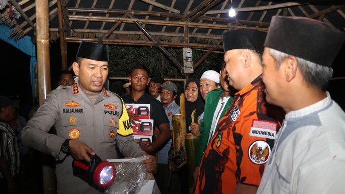 Kapolres Metro Tangerang Kota, Kombes Raden Muhammad Jauhari