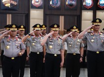 Video: Kapolri Naikkan Pangkat 27 Perwira Tinggi, Karyoto hingga Suyudi Jadi Komjen