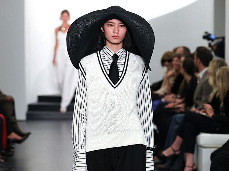 Foto: Ralph Lauren Spring-Summer 2026, Kembalinya American Preppy Klasik