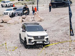 Komunitas ID42NER Geber Fortuner di Habitatnya