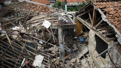 Kondisi Terkini Rumah Hancur Akibat Ledakan di Pondok Cabe, Tangsel