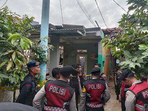 Polisi Selidiki Penyebab Ledakan yang Hancurkan 8 Rumah di Pamulang