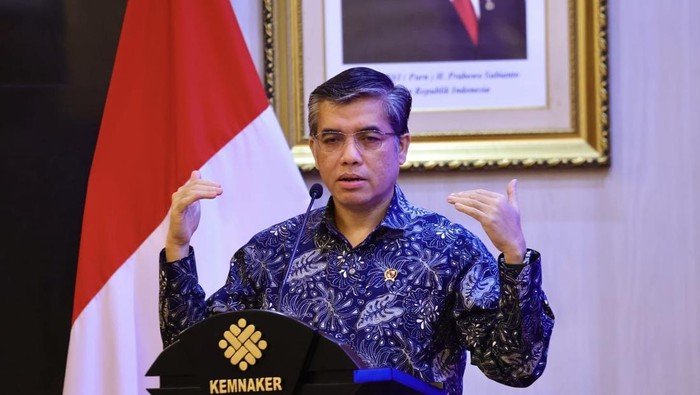 Menaker Tekankan Komunikasi Publik Jadi Kunci Profesionalitas Layanan