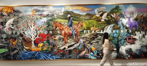 Menikmati Lukisan Seniman Anggota SBY Art Community di Jakarta